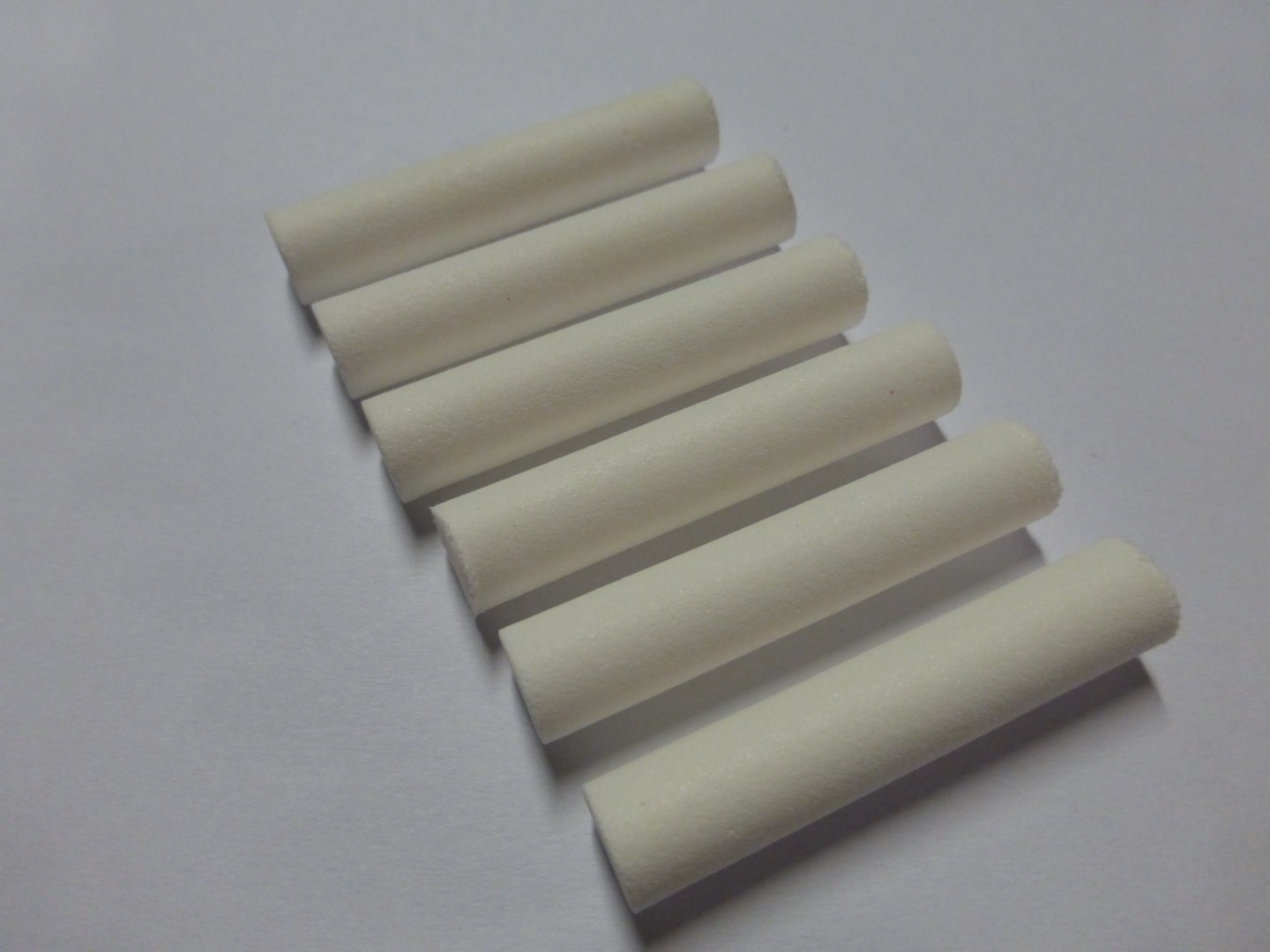 Zylinder Foam White 6 mm (10 Stuks)